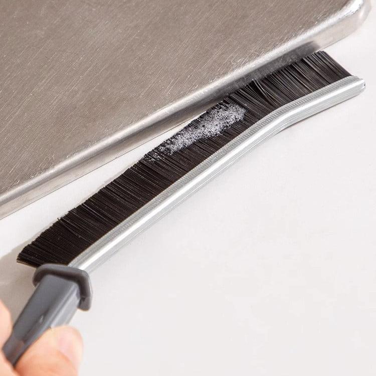 Cleaning brush - For deep cleaning hard-to-reach areas