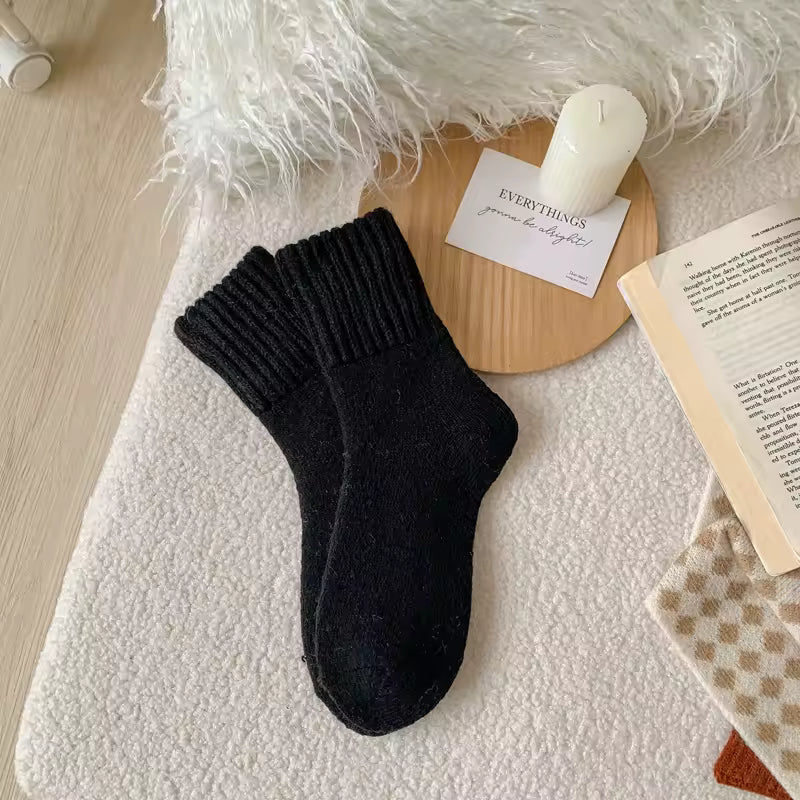 The Coziest Socks of Winter — Soft, Warm & Addictively Comfortable