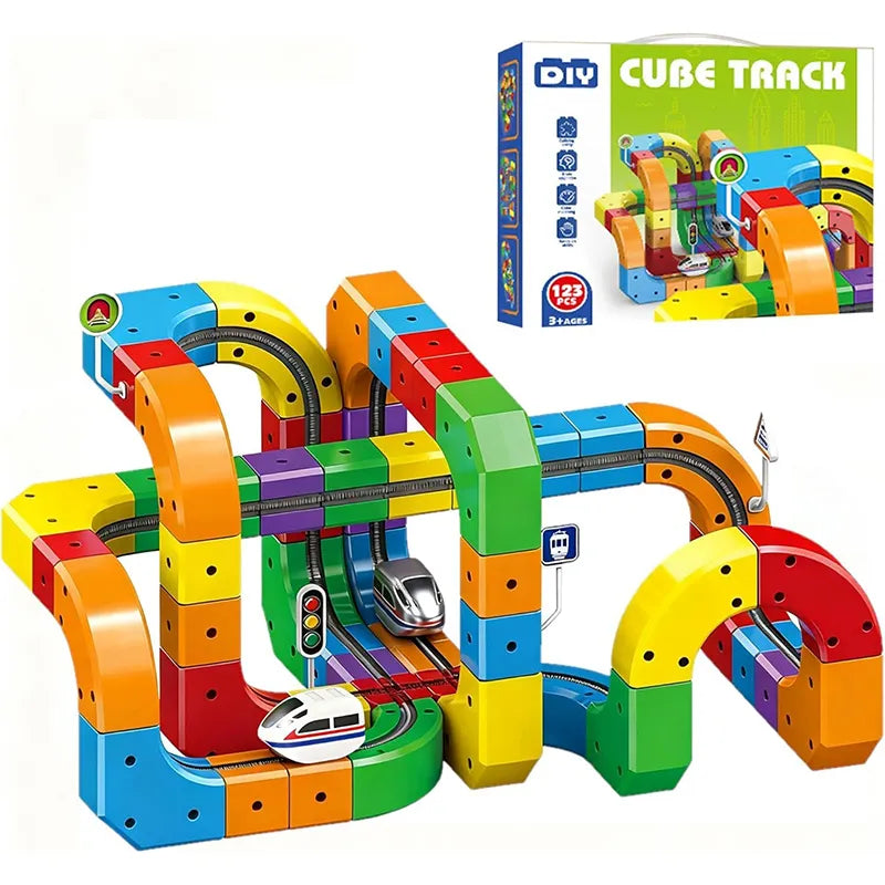 3D Gravity Rail STEM Train Set