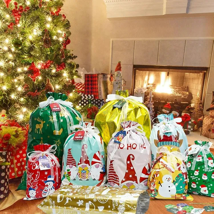 Deluxe Christmas Gift Bag Set