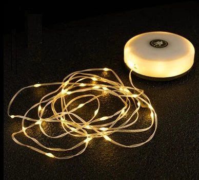 Powerful LED camping lamp with long-lasting battery