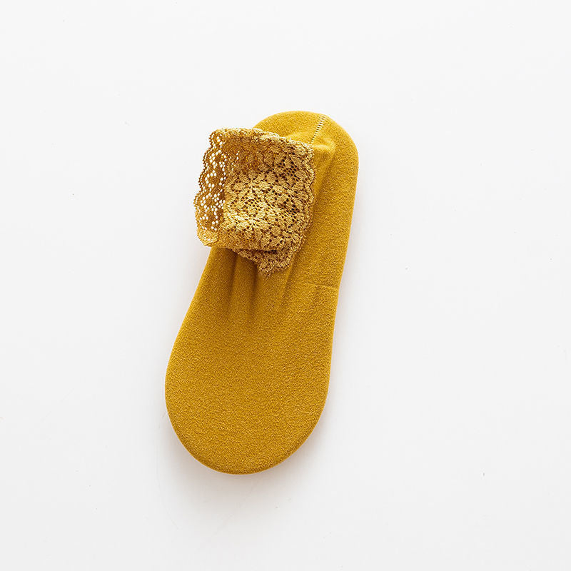 Stay Warm in Style – Fleece Lace Socks for Cold Days ❄️