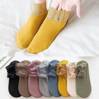Stay Warm in Style – Fleece Lace Socks for Cold Days ❄️