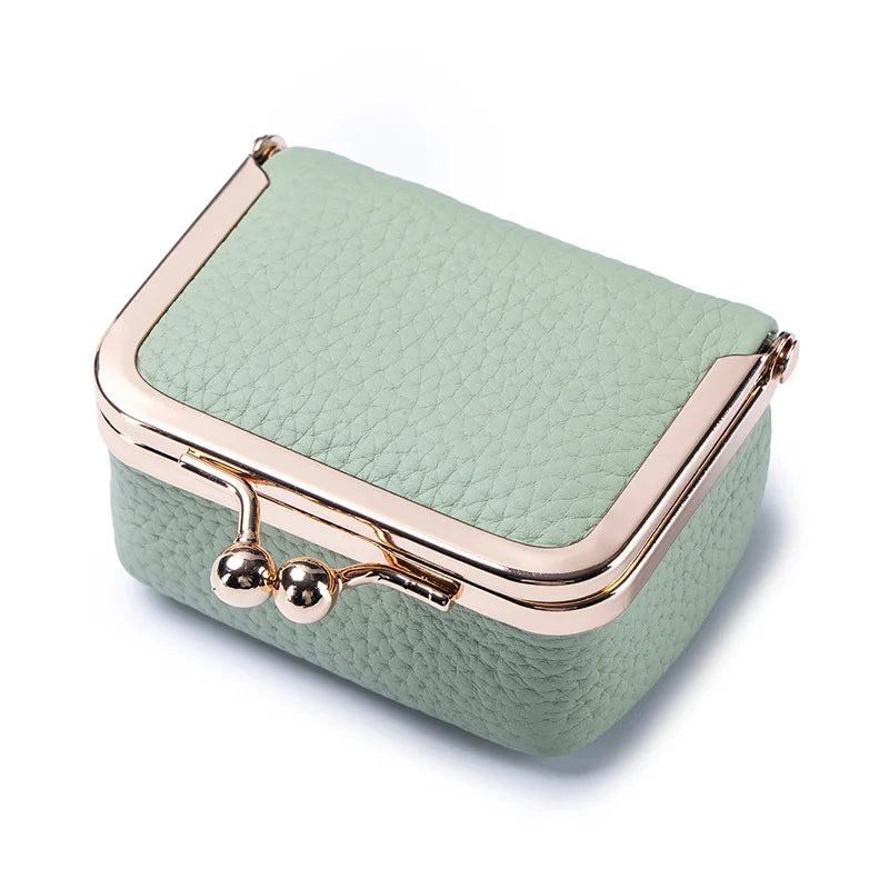 🔥 Genuine Leather Mini Jewelry Box – Travel-Ready & Tangle-Free