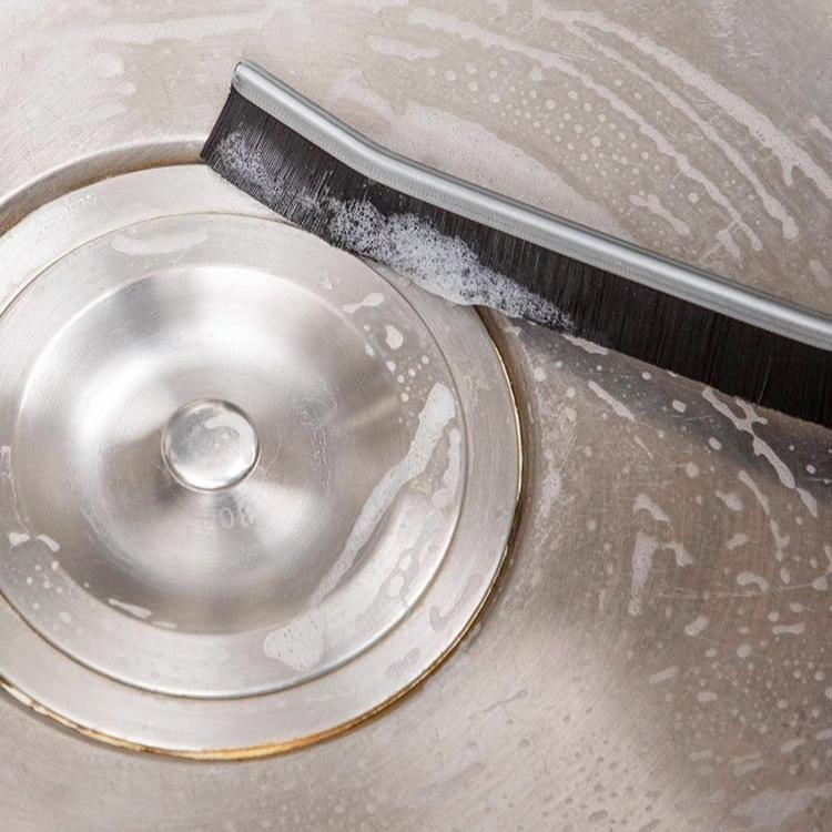 Cleaning brush - For deep cleaning hard-to-reach areas